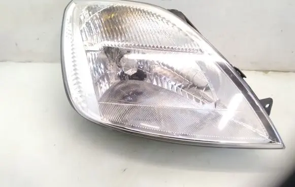 Ford Fiesta Headlight/headlamp 20A055B
