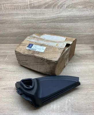 Mercedes-Benz ML W164 Front door high frequency speaker A1647201670