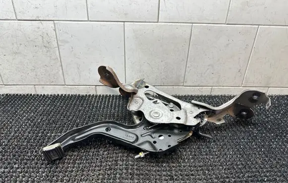 Infiniti QX60 L50 Hand brake release handle 