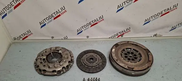 BMW 2 F22 F23 Clutch set kit 7614326