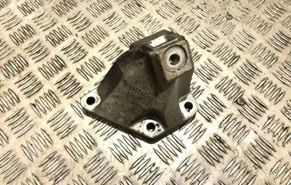 BMW 5 F10 F11 Engine mounting bracket 736813