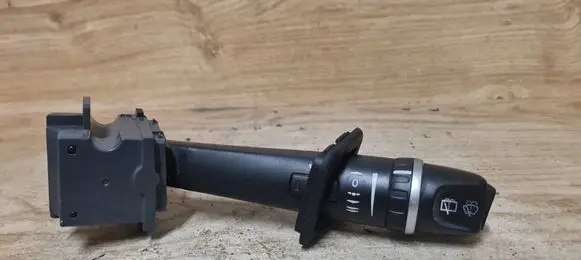 Volvo V70 Wiper control stalk 30798530