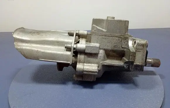 Gearbox transfer box case
