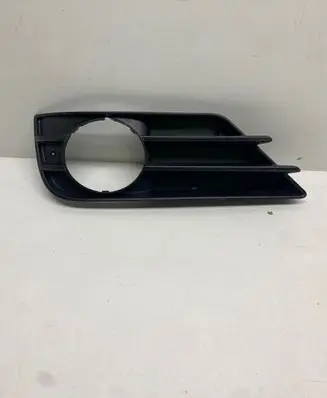 Mercedes-Benz R W251 Front fog light trim/grill A2518851153