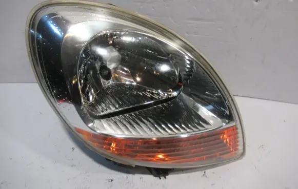 Renault Kangoo I Headlight/headlamp 8200150617