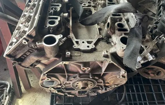 BMW 7 E65 E66 Engine block 7792793 7792672 7792675