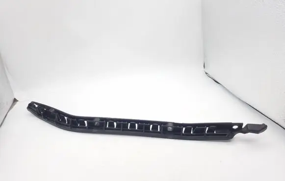 Mercedes-Benz C AMG W204 Bumper support mounting bracket corner A2048800830