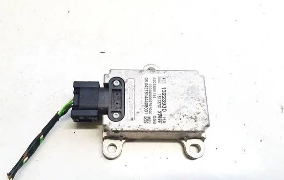 Opel Vectra C ESP acceleration yaw rate sensor 13223930 15113701