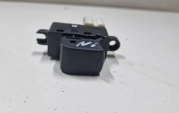 Nissan Murano Z50 Electric window control switch 5119Z