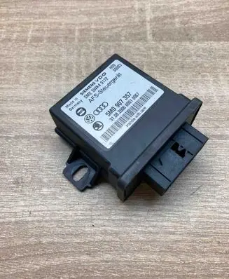 Volkswagen PASSAT B6 Light module LCM 5M0907357 5WK49172