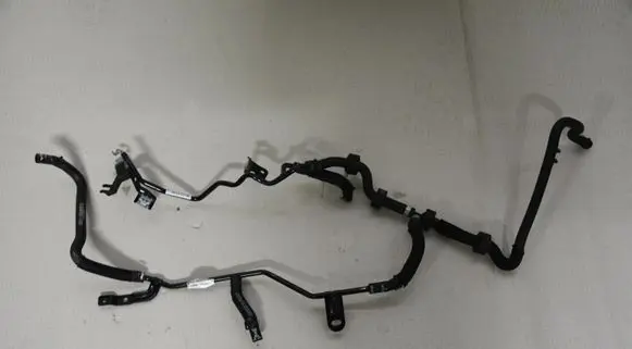 Volkswagen PASSAT CC Engine coolant pipe/hose 04L121070AB 5Q0121064BB