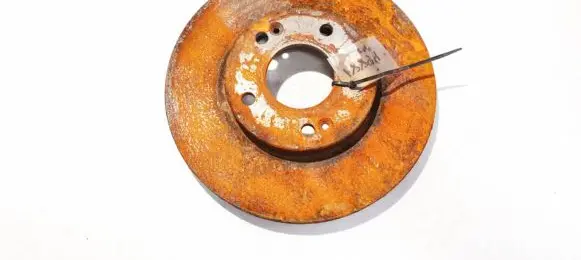 Hyundai i30 Front brake disc ventiliuojamas