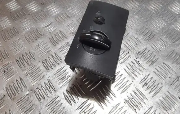 Ford Mondeo Mk III Light switch 1S7T13A024BB