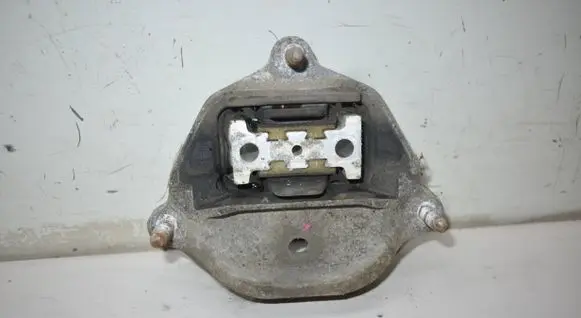 Audi A4 S4 B8 8K Gearbox mount 8K0399151