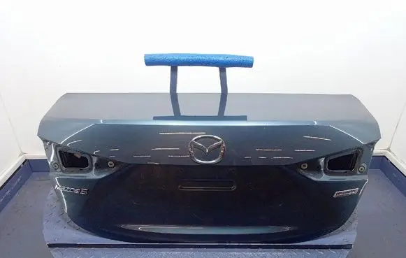 Mazda 3 II Tailgate/trunk/boot lid