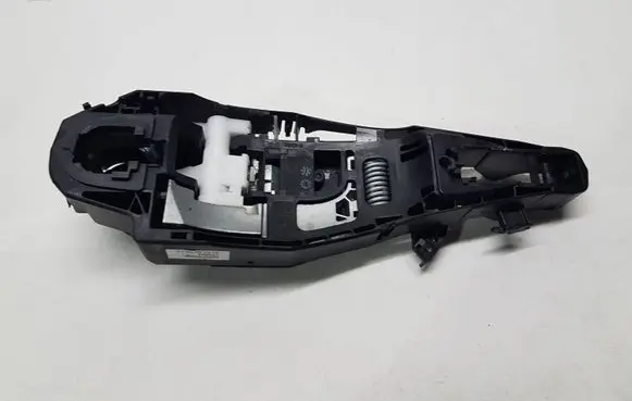 Peugeot 3008 II Front door coupe exterior handle/bracket 9822244980
