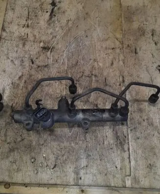 Audi A6 S6 C6 4F Fuel main line pipe 059130089K 000448L2 00R001853