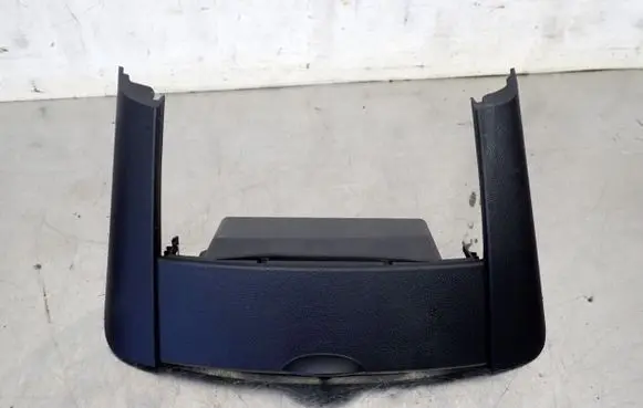 KIA Ceed Glove box 84770-1H900