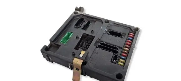 Volkswagen Sharan Fuse module 7M3962258R
