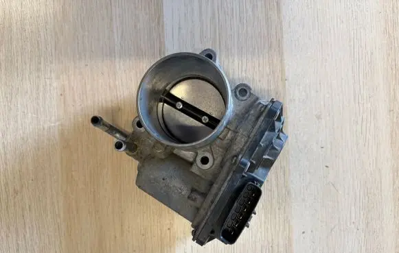 Suzuki Vitara (LY) Throttle body valve 54P0