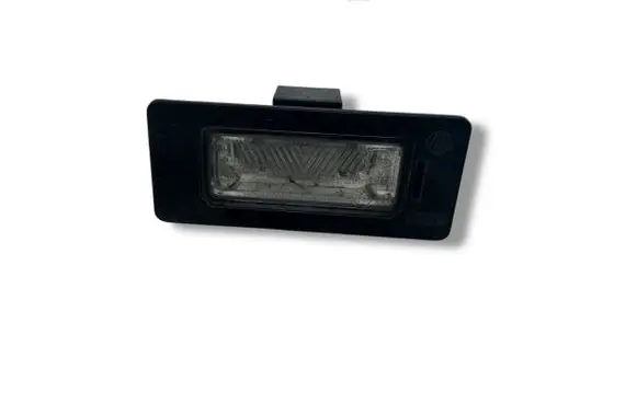 Skoda Fabia Mk2 (5J) Number plate light 8T0943021