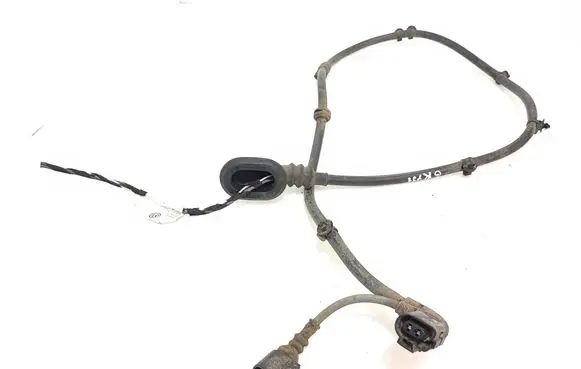 Audi A3 S3 8V Rear ABS sensor wiring 8V0927902F