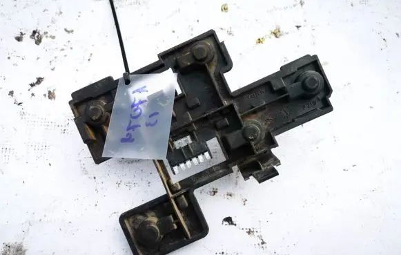 Opel Vectra B Tail light bulb cover holder 5074gm