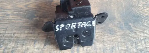 KIA Sportage Tailgate/trunk/boot lock/catch/latch 812303W000
