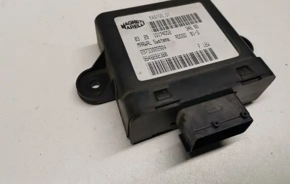 Peugeot 607 Fuel injection pump control unit/module 9648282380