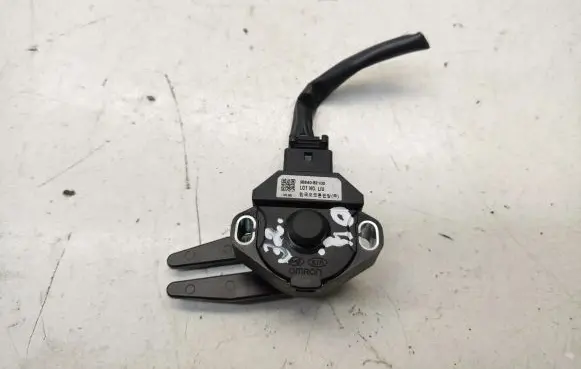 Clutch pedal sensor
