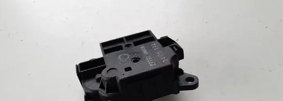 Nissan Pulsar A/C air flow flap actuator/motor 