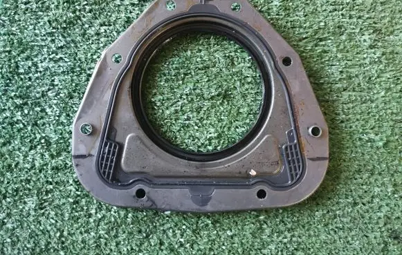 Renault Master III Other engine bay part 122972117R