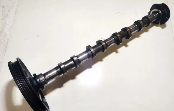 Ford Mondeo Mk III Camshaft 