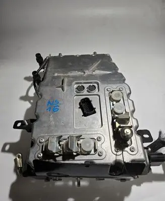 Volkswagen Touareg III Voltage converter inverter 7P0907080D