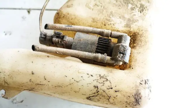 Renault Laguna I Windscreen/windshield washer pump