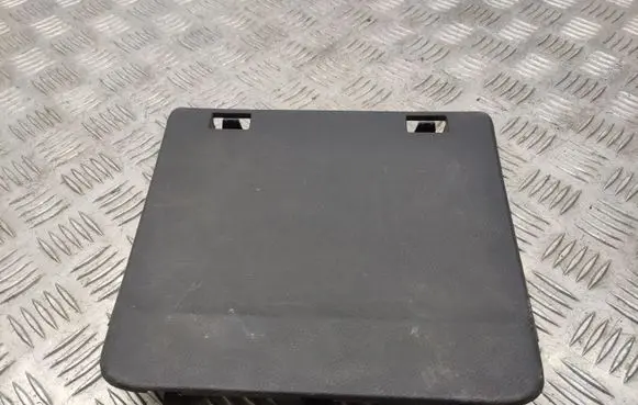 Mercedes-Benz Vito Viano W447 Battery box tray cover/lid A4475410005