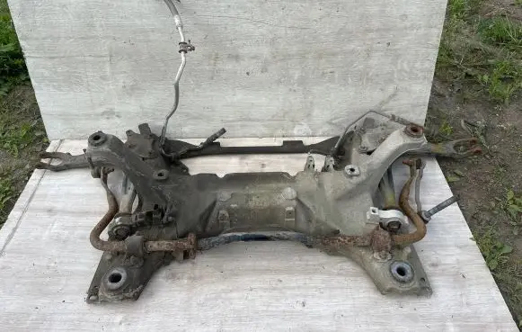 Peugeot 407 Front subframe 9650785380