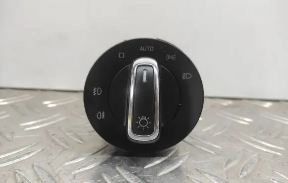 Skoda Superb B6 (3T) Light switch 3T0941431B 3011A BK704064605