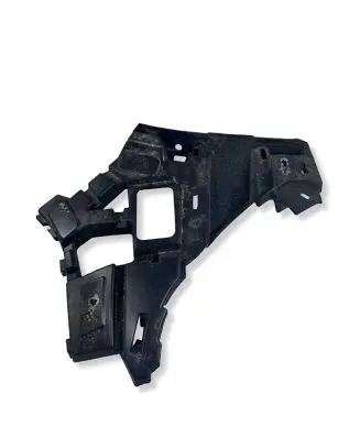 Renault Megane IV Front bumper mounting bracket 620438925R