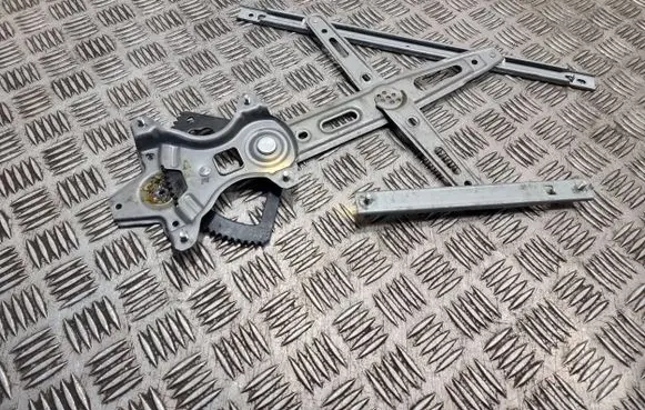 Hyundai i20 (PB PBT) Front window lifting mechanism without motor