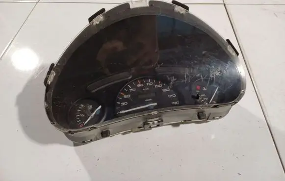 Peugeot 206 Speedometer (instrument cluster) 9634960880