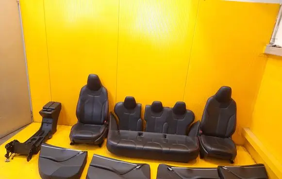 Tesla Model S Seat and door cards trim set 110611300