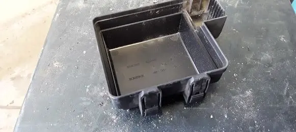 Renault Scenic III - Grand scenic III Fuse box cover 243820003R