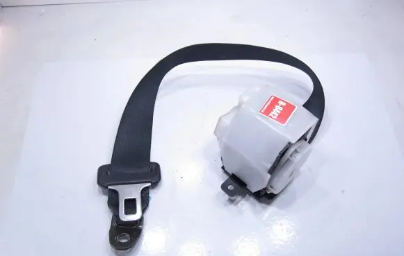 Mitsubishi Lancer Evolution Rear seatbelt TKAB0N679 567015 JLSD4604
