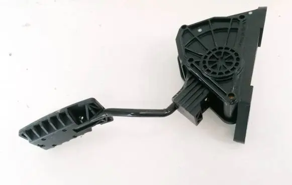 Honda CR-V Accelerator throttle pedal 31310H13