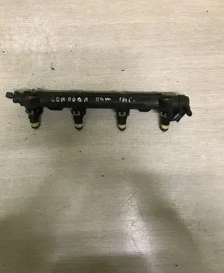 Seat Cordoba (6L) Fuel injectors set 036971824A
