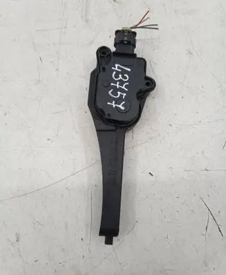 Mercedes-Benz GLC X253 C253 Electric throttle body valve A2049065902