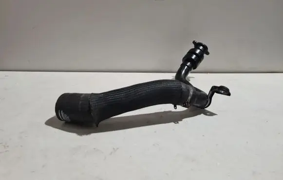 Maserati Ghibli Intercooler hose/pipe 670003622