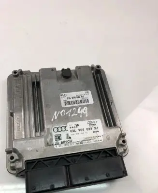Audi A4 S4 B8 8K Engine control unit/module 03L906022RJ