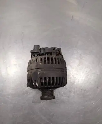 Volkswagen PASSAT B6 Generator/alternator 03c903023a